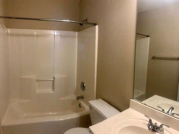5th image of 5922 Hidden Meadow Ln