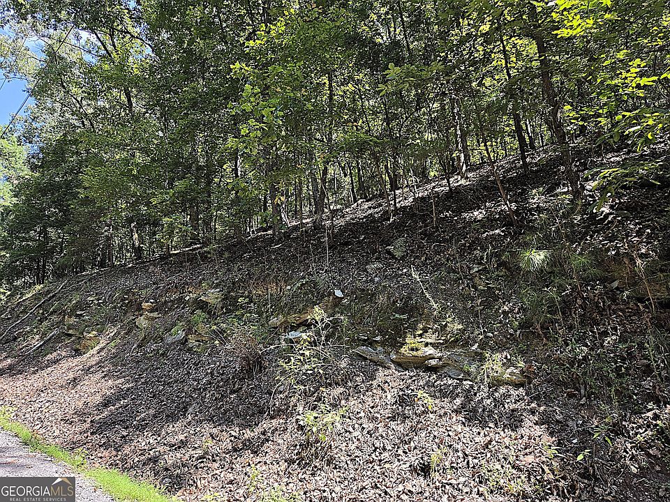1st image of 686 Anderson Ln