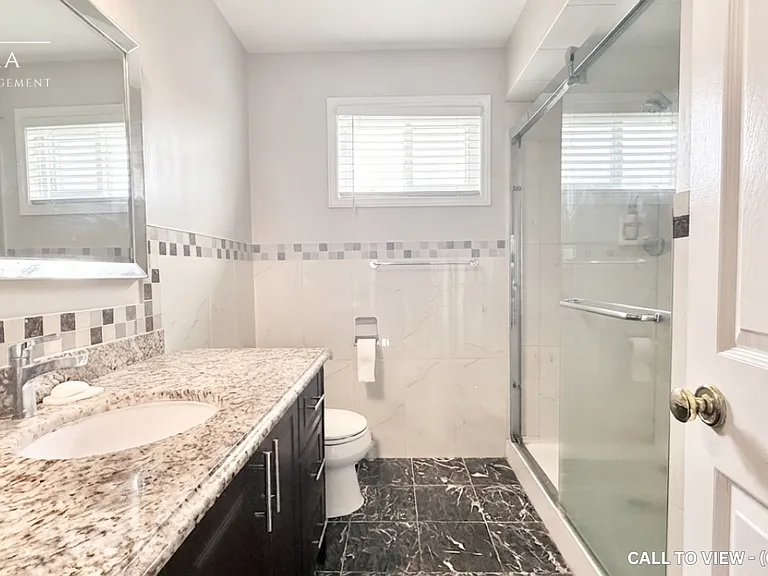 18 Gaslight Cres #1 — Photo 12