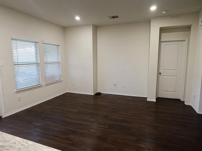 3625 Cody Ln — Photo 18