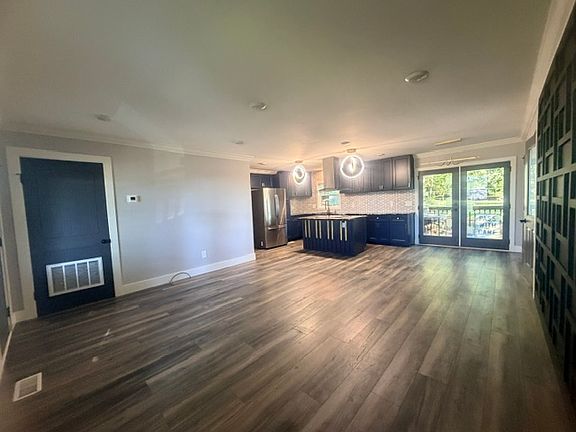 2nd image of 1152 Palmer Rd