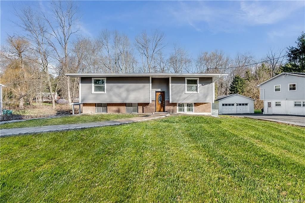 31 Roosevelt Road, Hyde Park, NY 12538 Zillow
