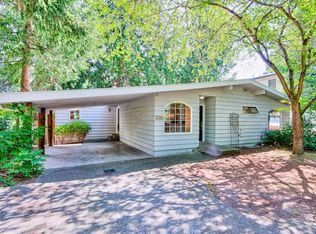 3310 Evergreen Point Rd, Medina, WA 98039