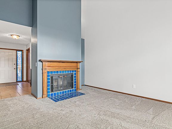 5th image of 2617 W 42nd St