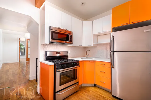 Rented by Rennit Inc. | media 9