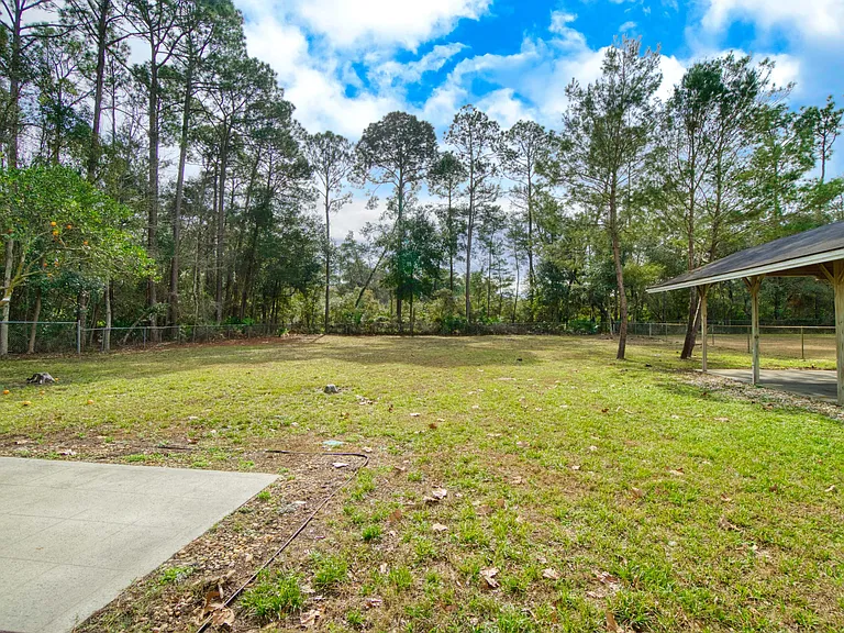 Winterhawk Dr — Photo 72