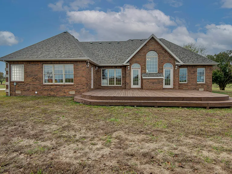 4220 State Highway D — Photo 8