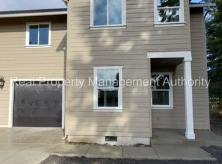210 Lexington Ave UNIT B, Kelso, WA 98626