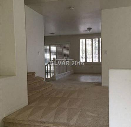 4th image of 220 Tayman Park Ave