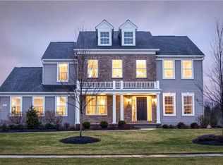 6818 Majestic Oaks Dr, Hudson, OH 44236