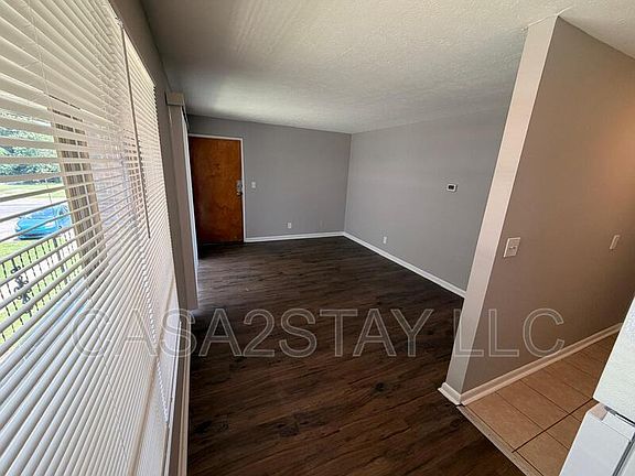 3rd image of 5105 Malibu Ct APT 8
