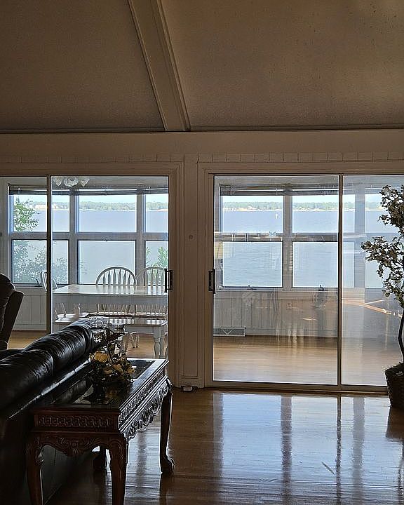 2nd image of 459 Santee Dr
