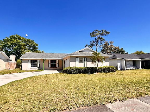 4th image of 3135 Black Pine Ave