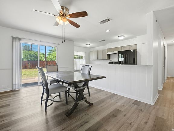 4th image of 4423 Sun Vista