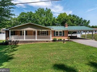 15862 Lockwood Rd, Williamsport, MD 21795