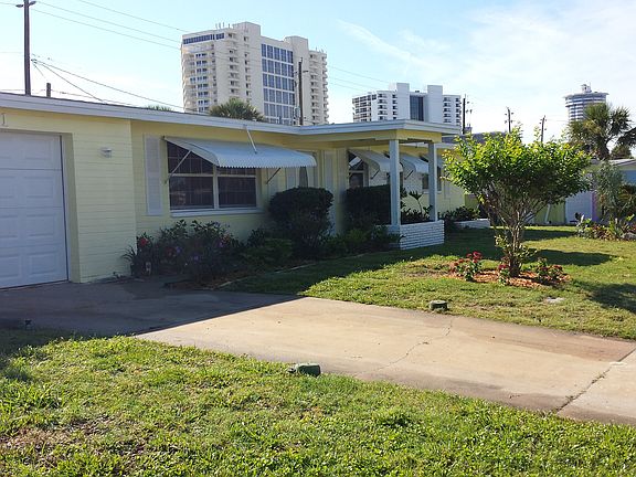4th image of 2551 E Coral Way