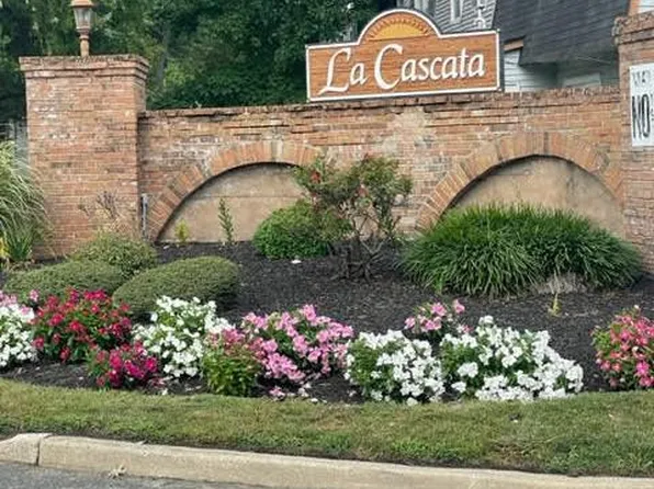 406 La Cascata Tnhs, Clementon, NJ 08021