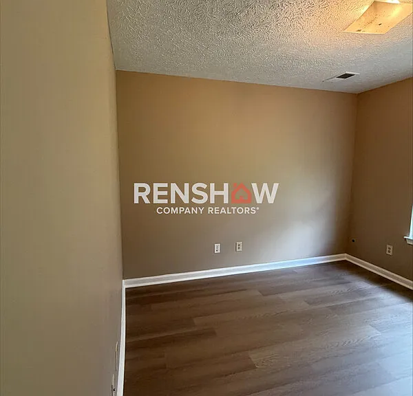 194 Pennington Pl — Photo 26