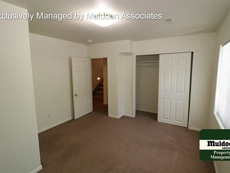 1661 W Siesta Dr — Photo 8