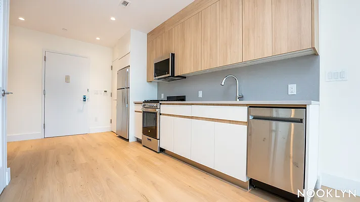 Rented by Nooklyn NYC LLC | media 29