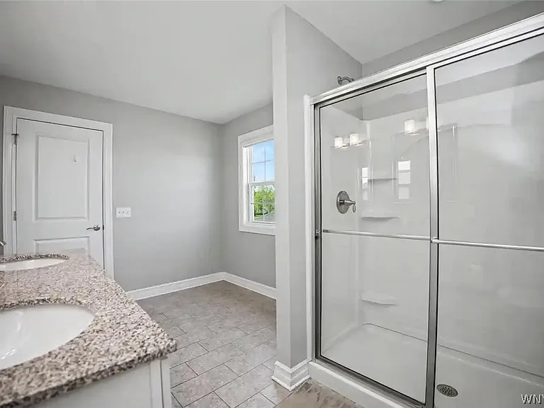 46 Eagleview Dr — Photo 30
