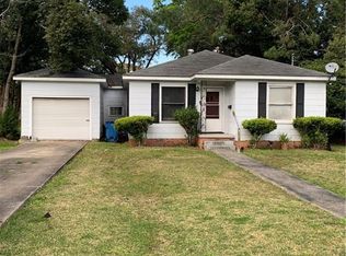 718 Davis St, Jennings, LA 70546
