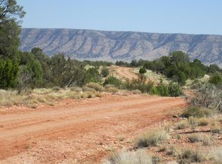 33776 W La Garra Ln, Seligman, AZ 86337