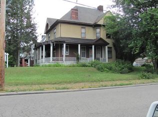 1004 4th St, Beaver, PA 15009