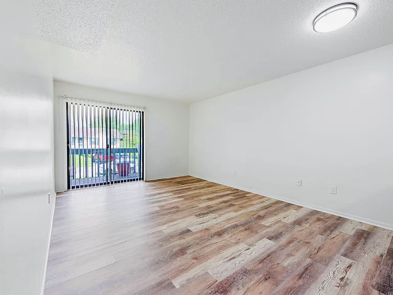 7001 N Chas Dr #A — Photo 3