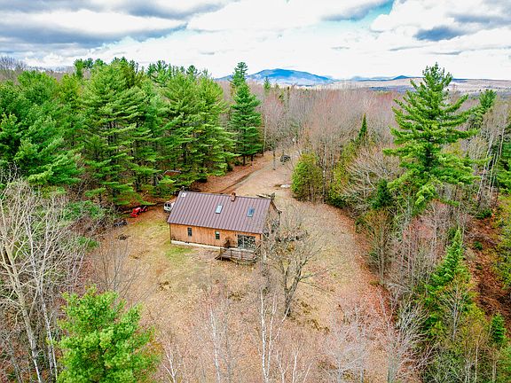 2nd image of 414 Taylor Hill Road