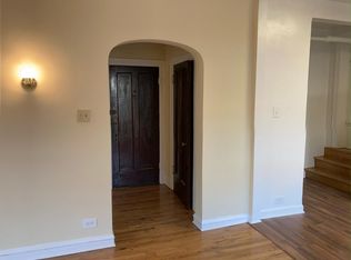 6442 N Troy St, Chicago, IL 60645