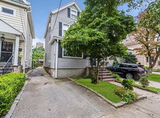 54 Parkway Rd, Bronxville, NY 10708