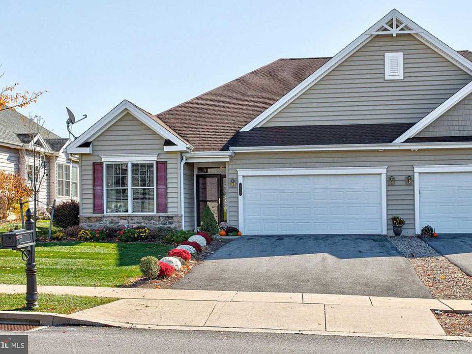 1st image of 120 Beacon Cir