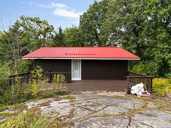 4th image of 1866 Tay Bay Rd