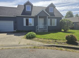 2761 Sockeye Cir, Grants Pass, OR 97527