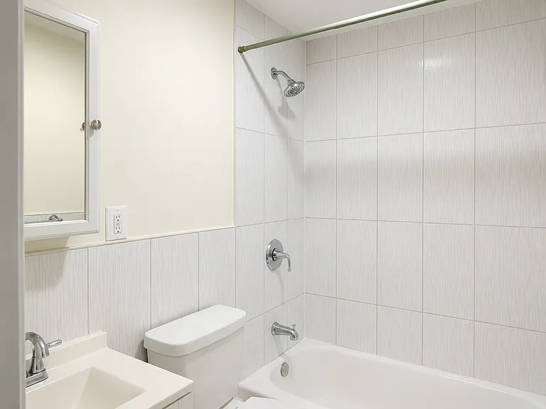 1817 Amethyst St #2 — Photo 7
