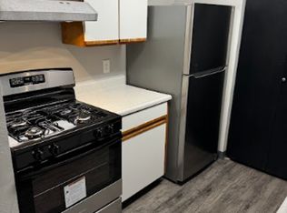 9090 Charlotte Ct, Ypsilanti, MI 48197