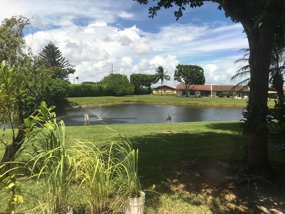 1st image of 5448 Viburnum Cir