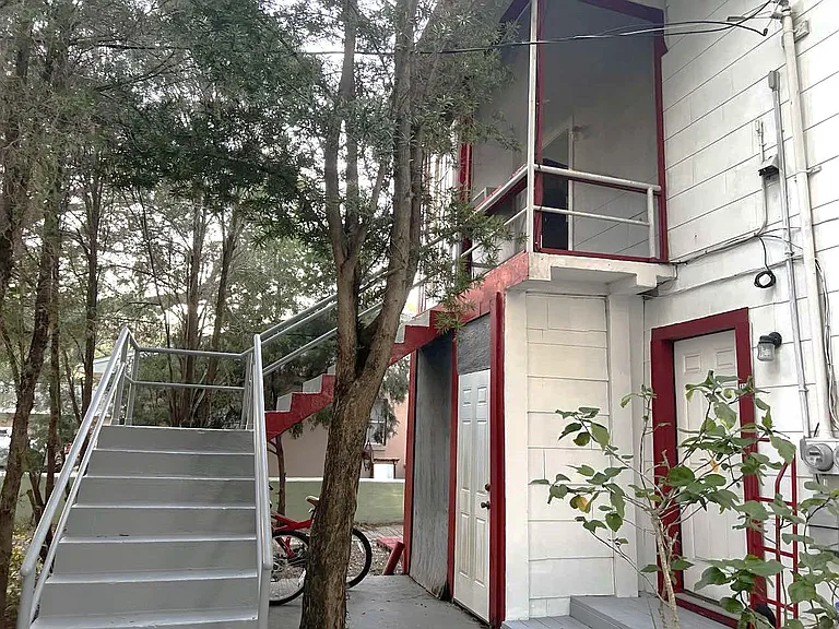 407 Engman St #B — Photo 23