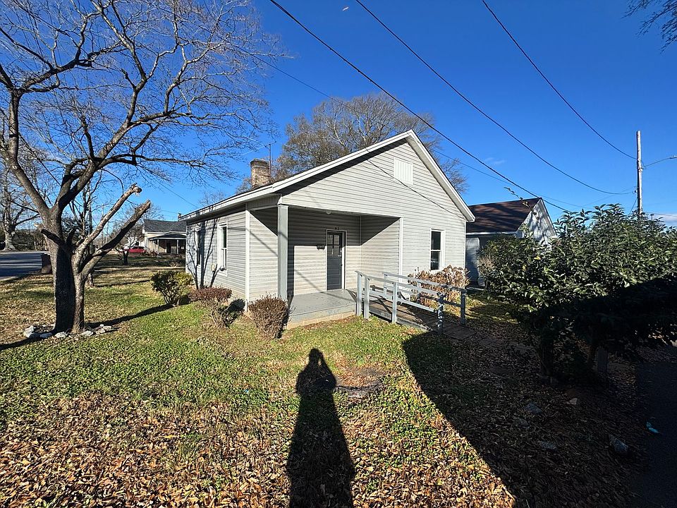 1st image of 912 Jackson St