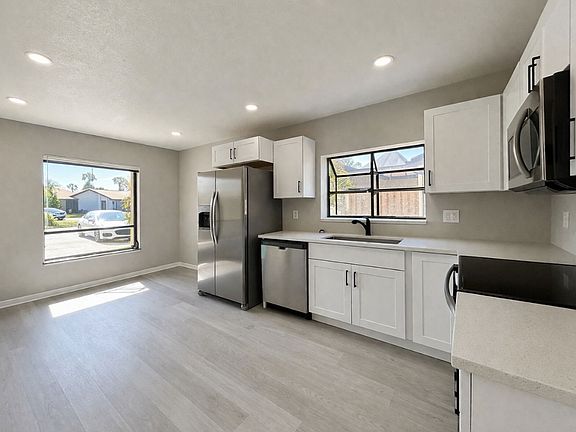 5th image of 7377 Constitution Cir