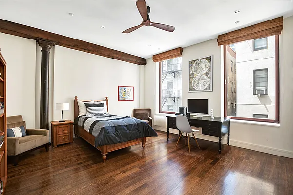 Sold by Compass | media 23