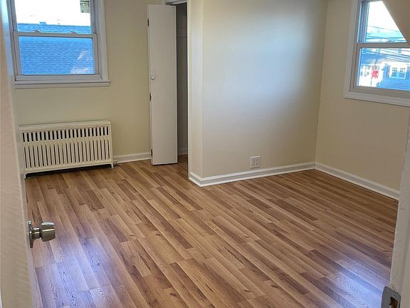 3rd image of 25 Northridge Ave Floor 2
