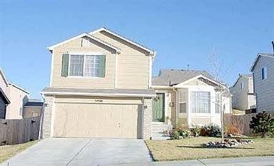 For Sale: 5550 S Versailles St, Aurora, CO 80015