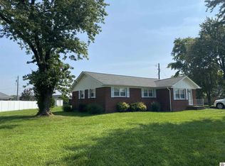 3 Sunset Ct, La Center, KY 42056