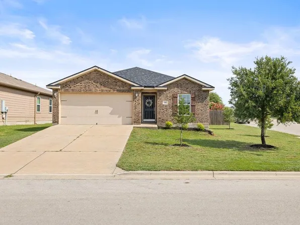 217 Farmer Ln, Jarrell, TX 76537