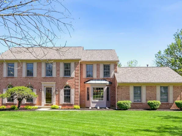 822 Miami Ridge Dr, Loveland, OH 45140