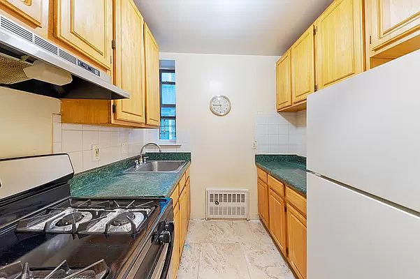 1st image of 207 W 144th St APT 2B
