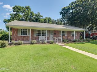 2198 Saint James Blvd, Gulfport, MS 39507
