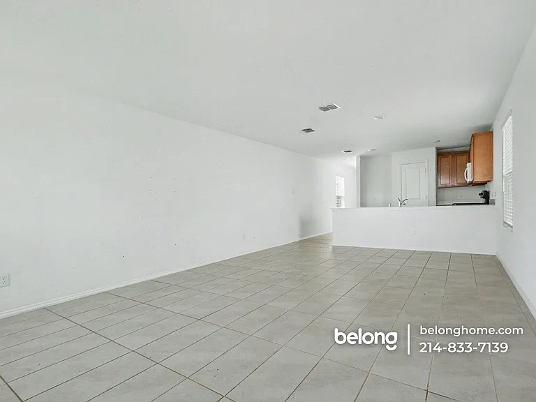 143 Plumcove Dr — Photo 5